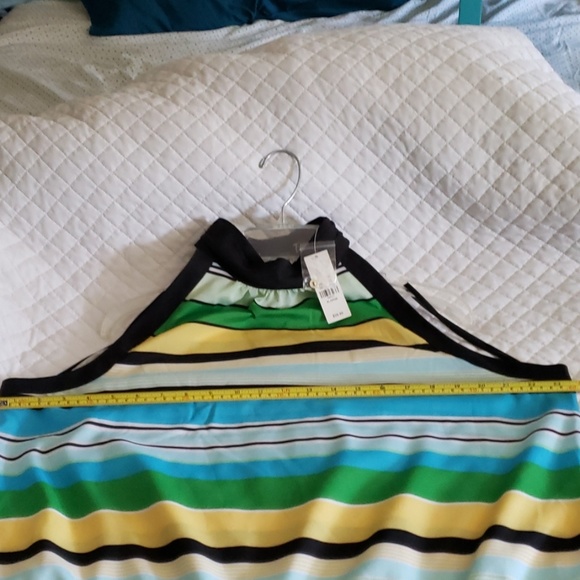 Halter top - Picture 6 of 8